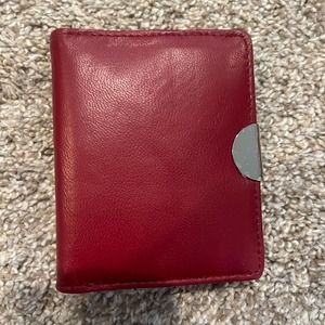 Safe Keeper Womens Genuine Leather Folding Wallet Money Organizer Red  NEW